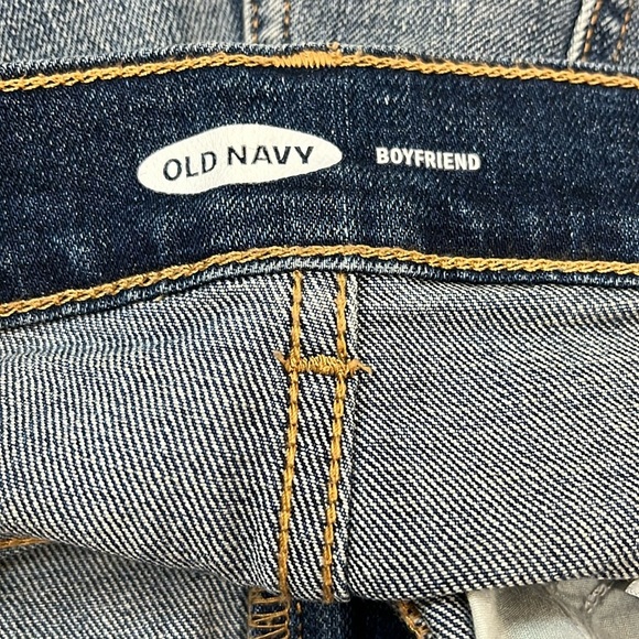 Denim Medium Wash Shorts Bundle w/ Raw Hems - Size 4 - Picture 4 of 9